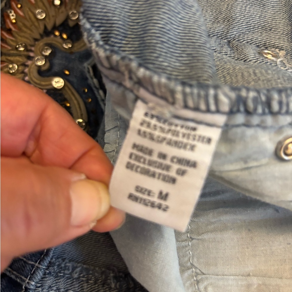 Telepatia premium denim mini skirt with embellished pockets - Picture 3 of 3